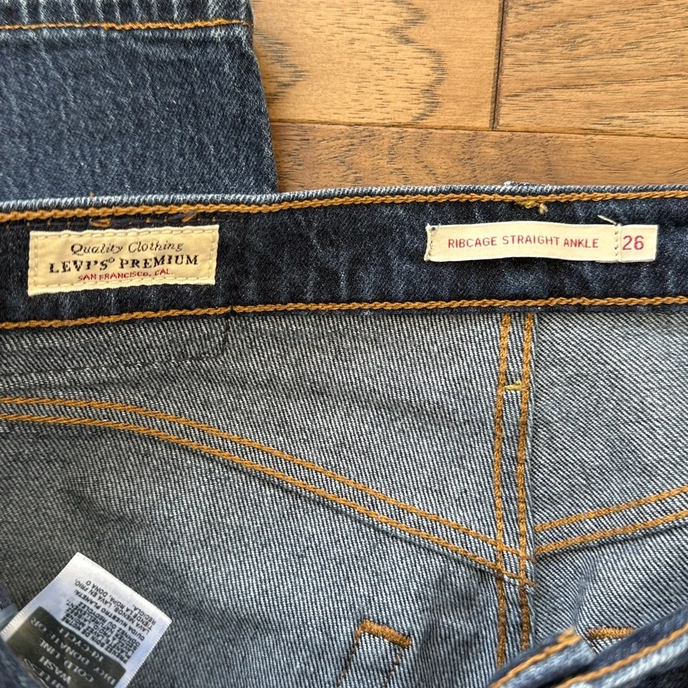 LEVI’s Ribcage Straight Ankle - Picture 2 of 5